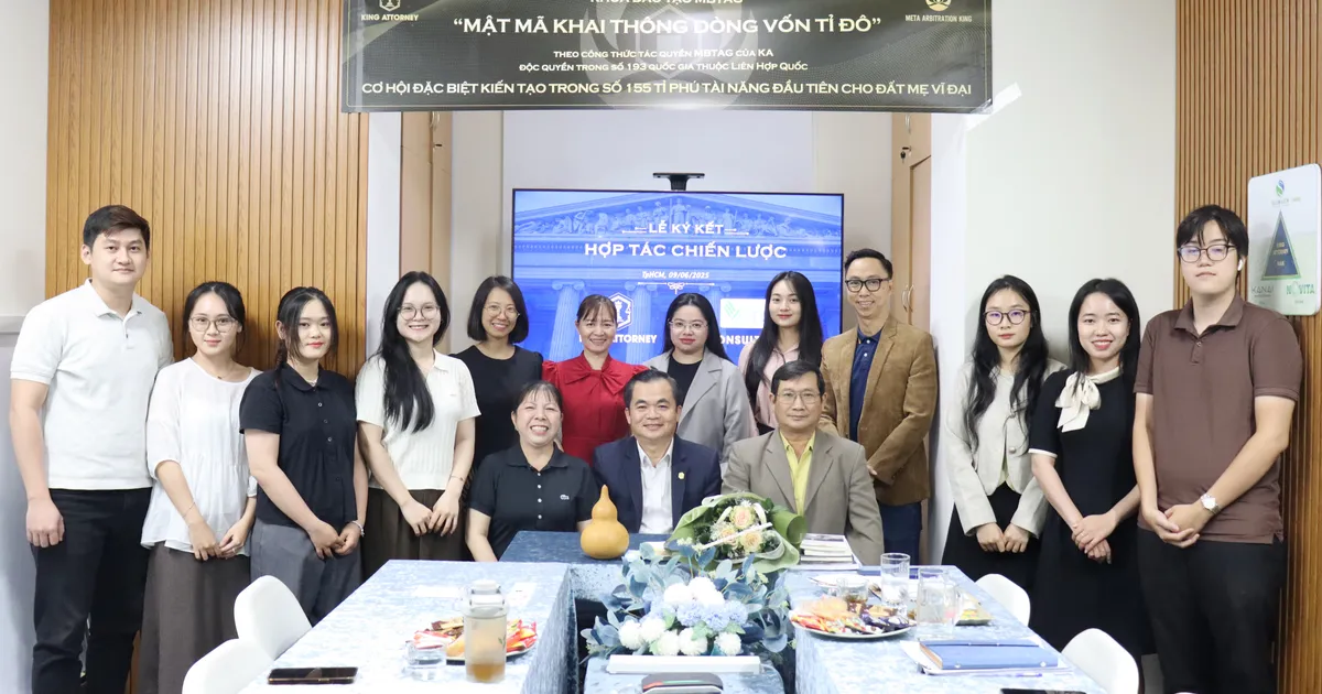 LỄ KÝ KẾT HỢP TÁC GIỮA CÔNG TY CỔ PHẦN  KING ATTORNEY VỚI CÔNG TY CỔ PHẦN CONSULTECH