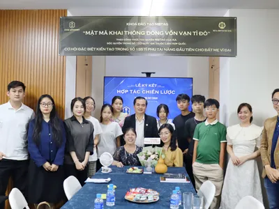 LỄ KÝ KẾT HỢP TÁC GIỮA CÔNG TY CỔ PHẦN KING ATTORNEY VỚI BÀ NGUYỄN THỊ HUÊ VÀ BÀ MẠC THỊ THU TRANG