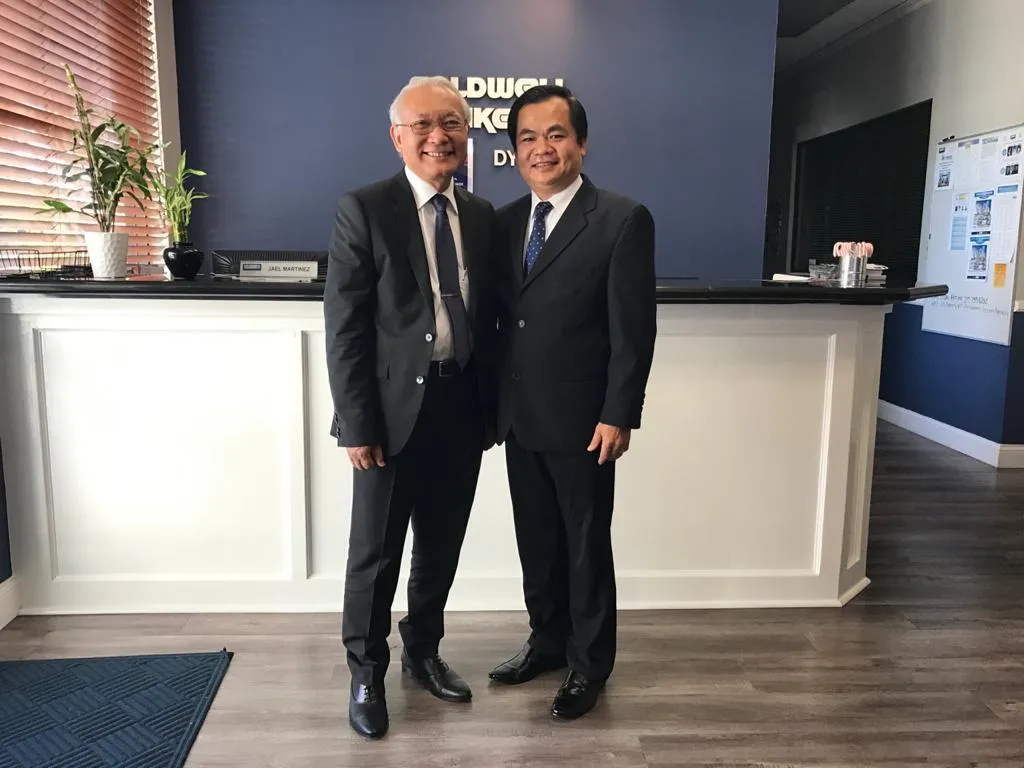 TS. LS  Larry C. Liou