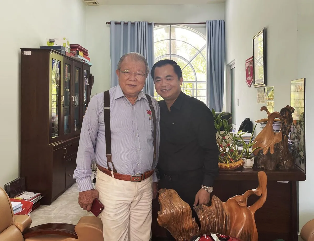 GS. TS Võ Tòng Xuân