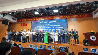 LỄ RA MẮT LÀNG HỌC SINH – SINH VIÊN SÁNG TẠO - TỌA ĐÀM “GIẢI PHÁP HÌNH THÀNH VÀ PHÁT TRIỂN HỆ SINH THÁI KHỞI NGHIỆP ĐỔI MỚI SÁNG TẠO Ở CÁC TRƯỜNG ĐẠI HỌC, CAO ĐẲNG”