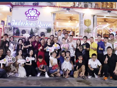 HÀNH TRÌNH TUYỆT VỜI TRÊN "INDOCHINA QUEEN" - TẤT NIÊN YEP CỦA CÔNG TY CP KING ATTORNEY
