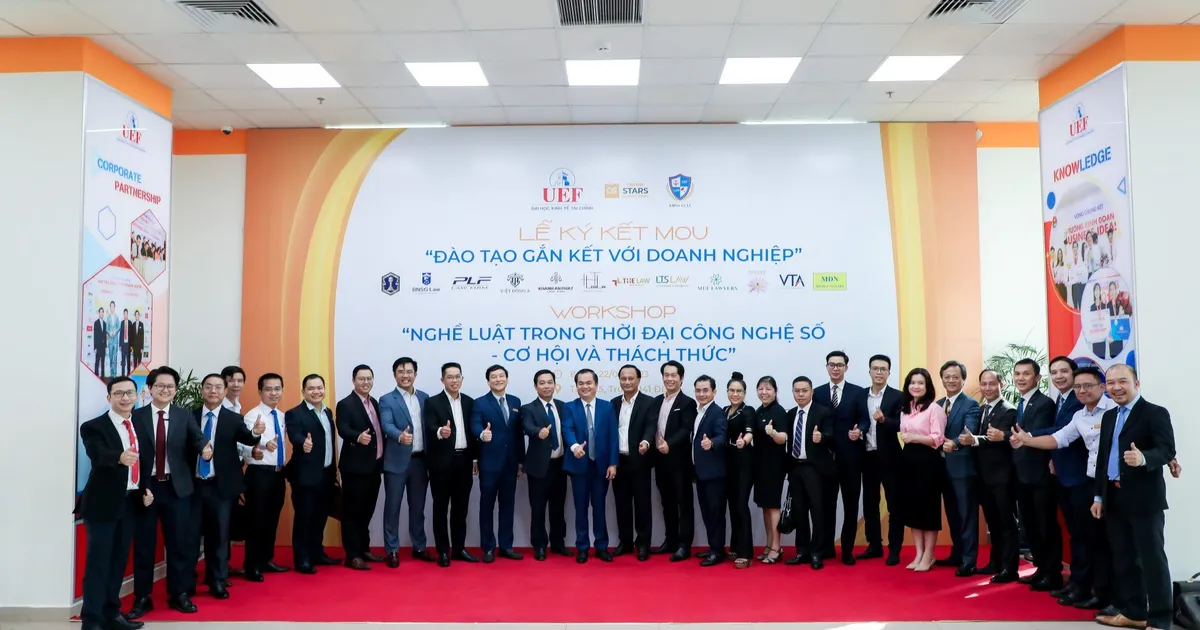 Lễ ký kết thỏa thuận hợp tác giữa Công ty Cổ phần King Attorney và Trường Đại học Kinh tế Tài chính TP. Hồ Chí Minh
