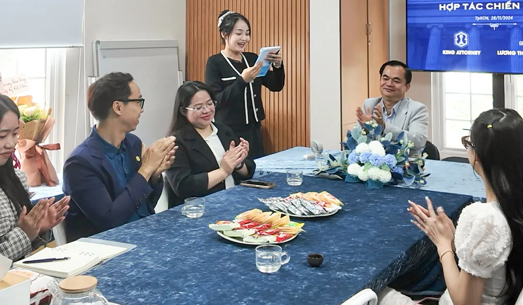  KING ATTORNEY Ký kết hợp tác chiến lược với Ông NGUYỄN NGỌC DUY ANH Và Bà LƯƠNG THỊ THANH THẢO Để mở rộng hướng tiếp cận các giải pháp công nghệ và kiến thức chuyên ngành Luật  