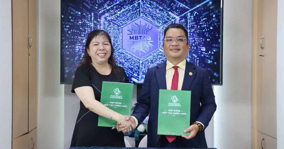LỄ KÝ KẾT HỢP TÁC KINH DOANH TRỊ GIÁ 5 TRIỆU US$ GIỮA HỆ SINH THÁI MKA-MAK-NVT VÀ THS. LS. NGUYỄN HỒ ZDU, HƯỚNG ĐẾN TRIỂN KHAI VỮNG CHẮC TRONG SỐ 155 NỀN TẢNG (PLATFORM) PHÁP LÝ KINH DOANH