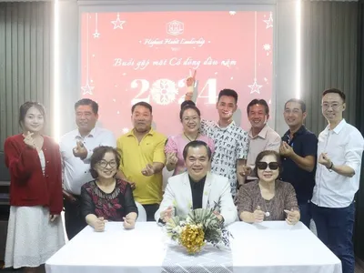 Công Ty Cổ phần Giải pháp Tài chính HHL tổ chức cuộc họp cuối năm 2023 đầy ý nghĩa