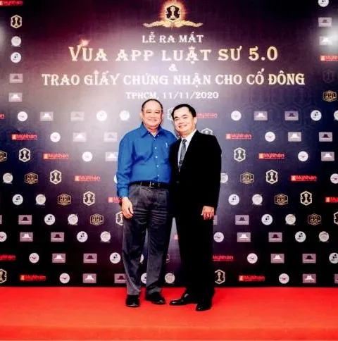 Photo of THẦY RICHARD LUONG (LƯƠNG VĂN LÝ) -  CỐ VẤN CAO CẤP VỀ HỆ THỐNG TÀI CHÍNH QUỐC TẾ