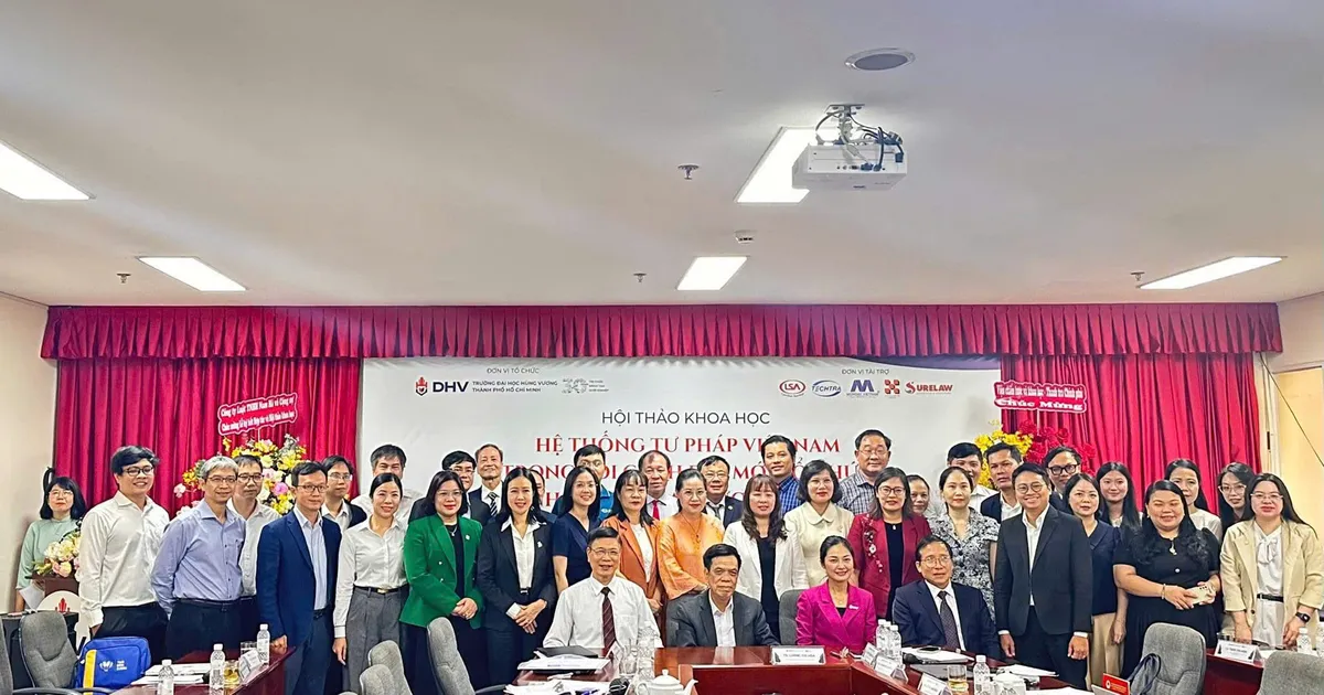 CEO ThS. Trọng tài viên PIAC - Trần Thị Diễm Trinh – Đại diện King Attorney Academy tham dự Hội thảo khoa học Trường ĐH Hùng Vương TP. Hồ Chí Minh
